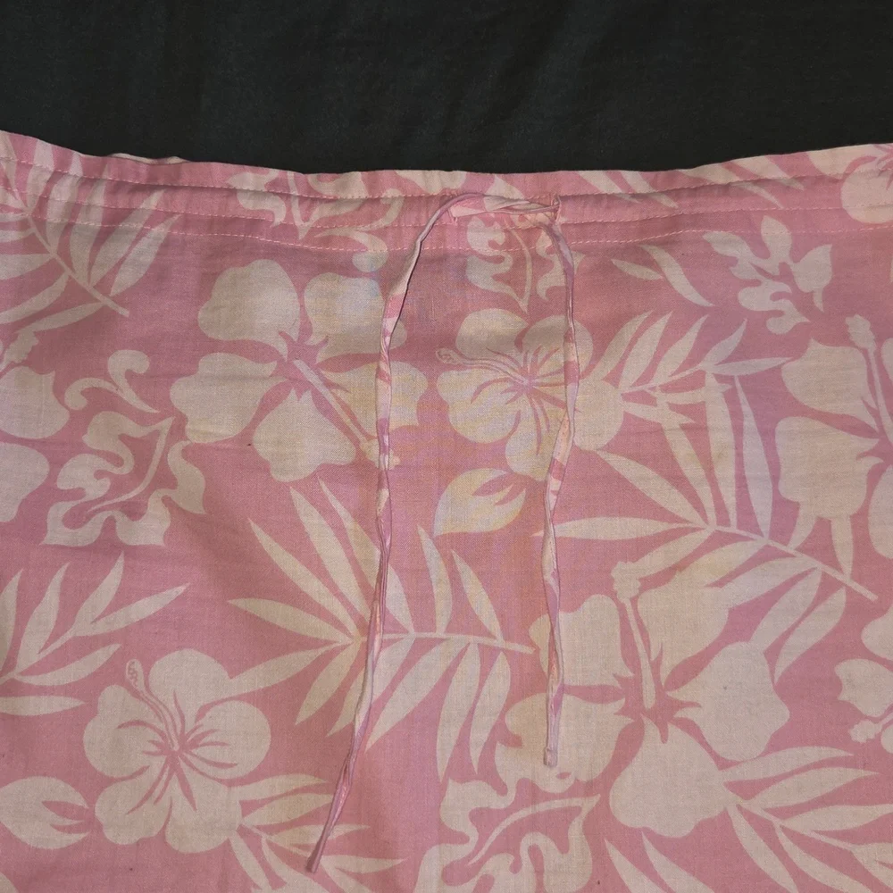 Pink Floral Ruffle Mini Skirt 💚🩵🩷 - Picture 2 of 5